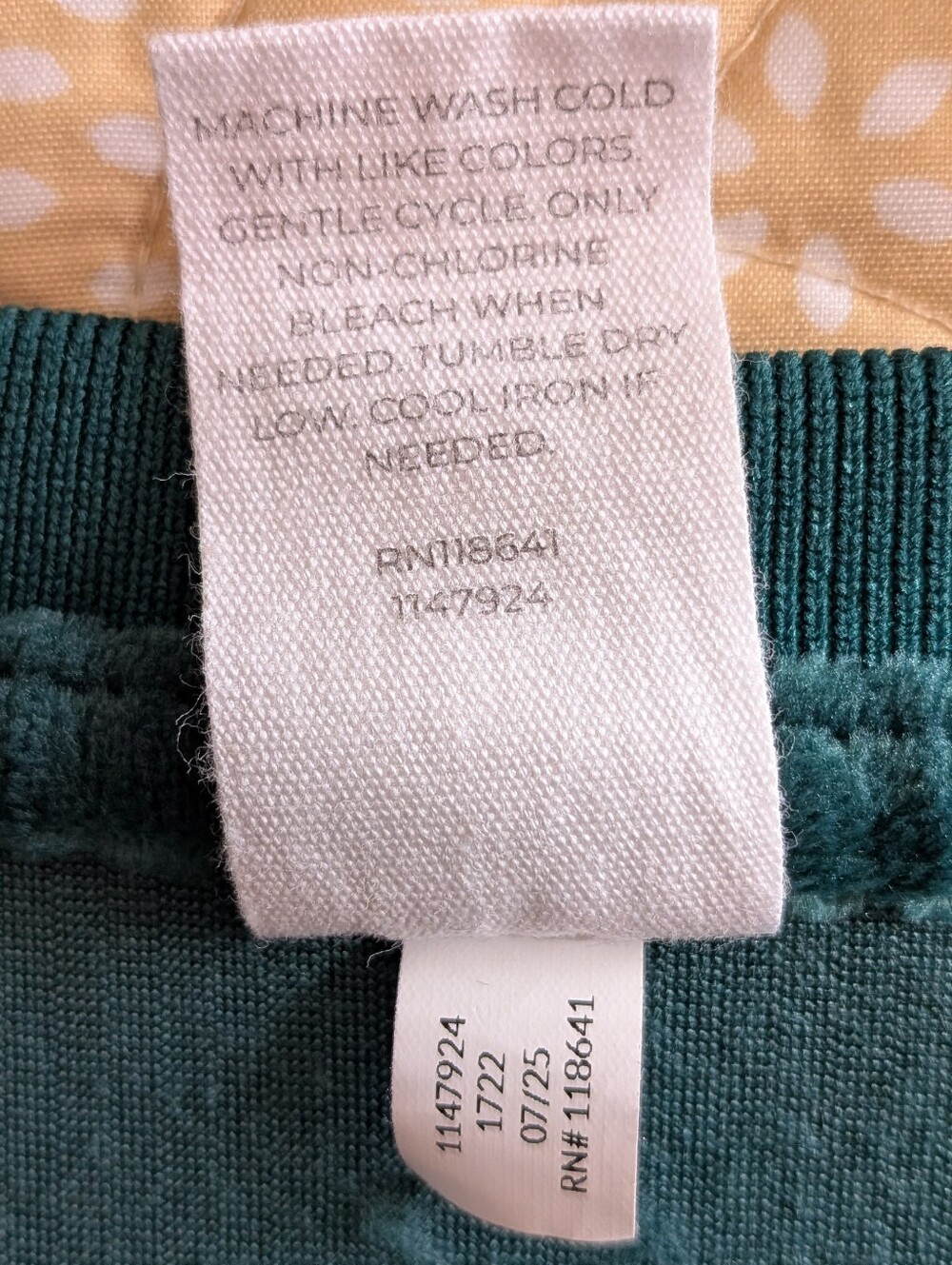 Green V-Neck Ribbed Sweater - Picture 4 of 4